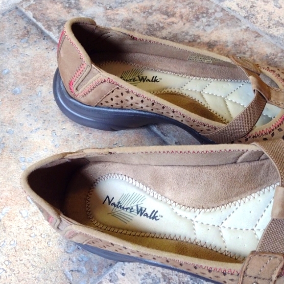 Nature Walk Apex leather slip on shoes size 6 - Picture 3 of 8